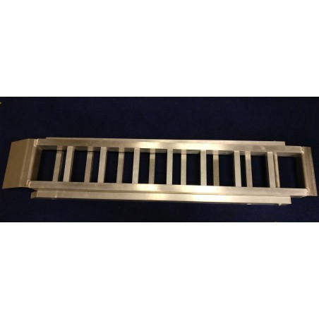 Ramppi   23cm x 1,90m.  